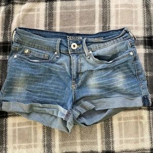 Women’s shorts